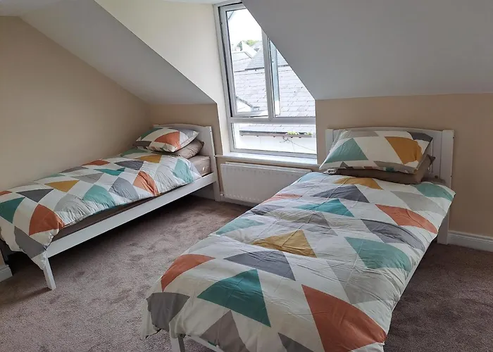 3 Riverwalk, Town Semesterbostad