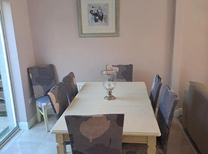 3 Riverwalk, Town Wicklow